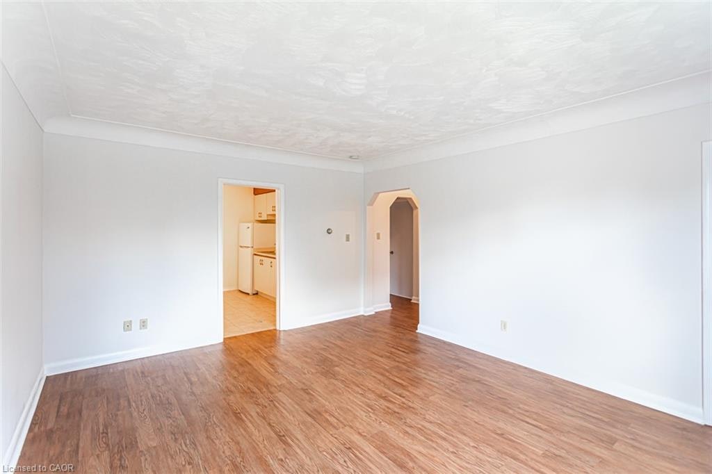 2-718 Ross Street, Burlington, ON, L7S 1S2 - 3