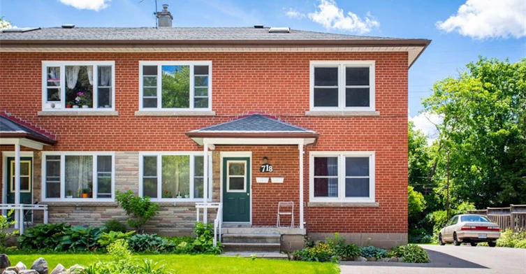 2-718 Ross Street, Burlington, ON, L7S 1S2
