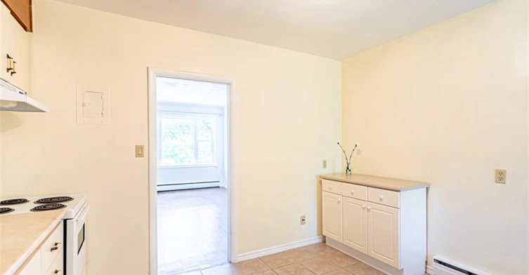 2-718 Ross Street, Burlington, ON, L7S 1S2 - 8