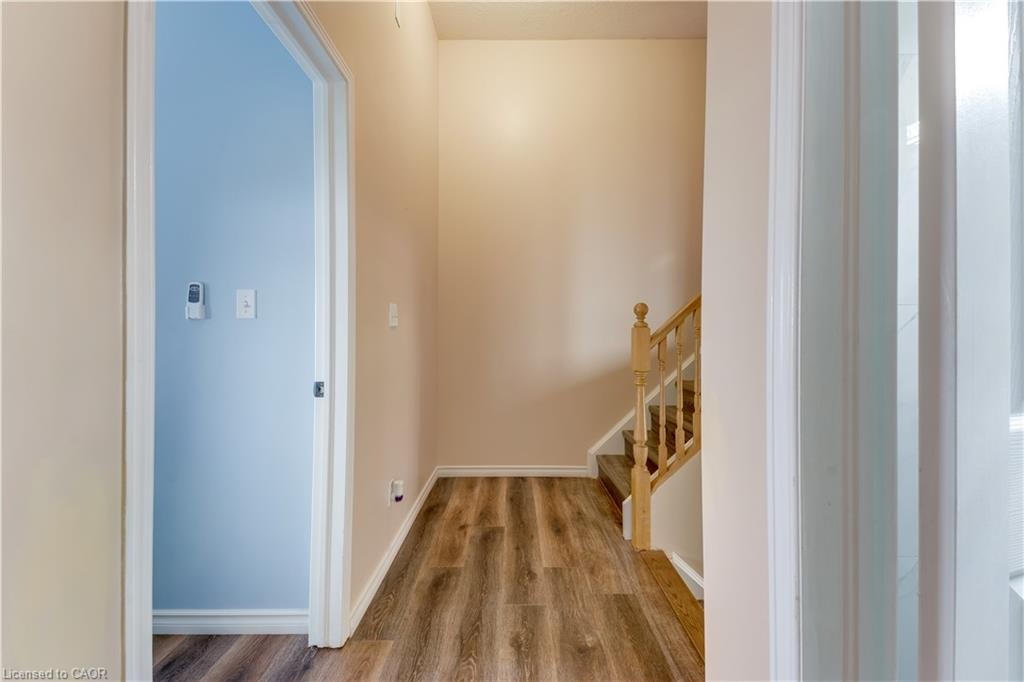 235 Red Clover Court, Kitchener, ON, N2E 4J5 - 19