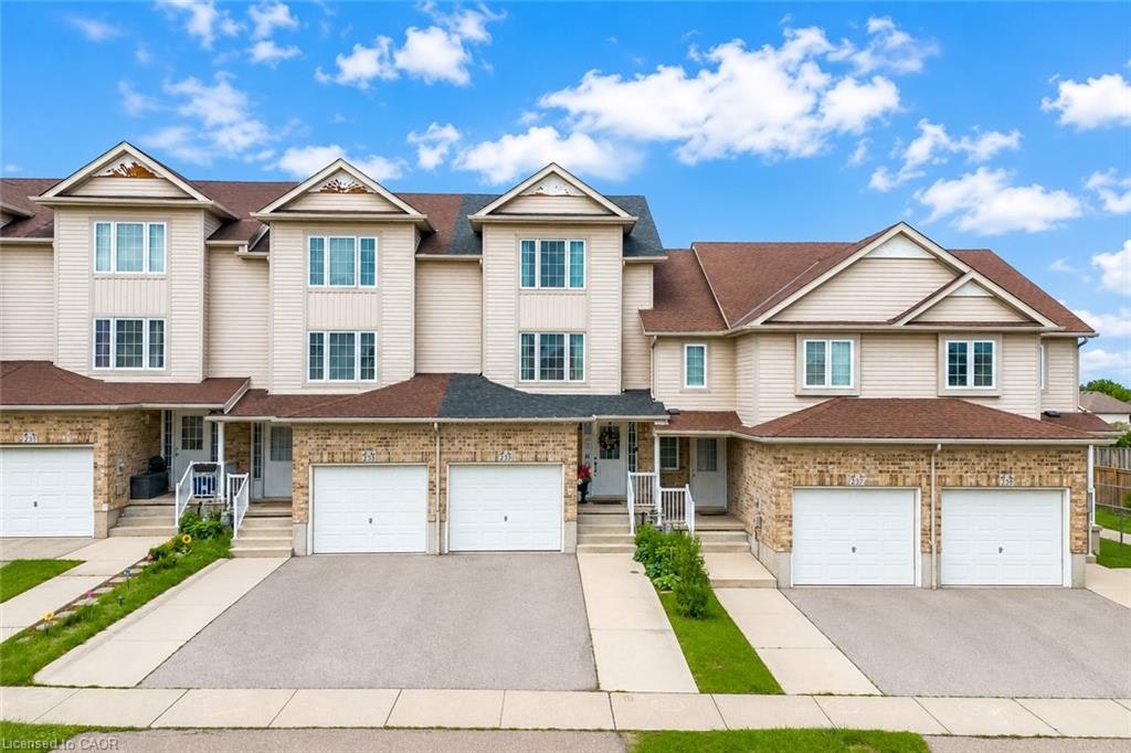 235 Red Clover Court, Kitchener, ON, N2E 4J5 - 2