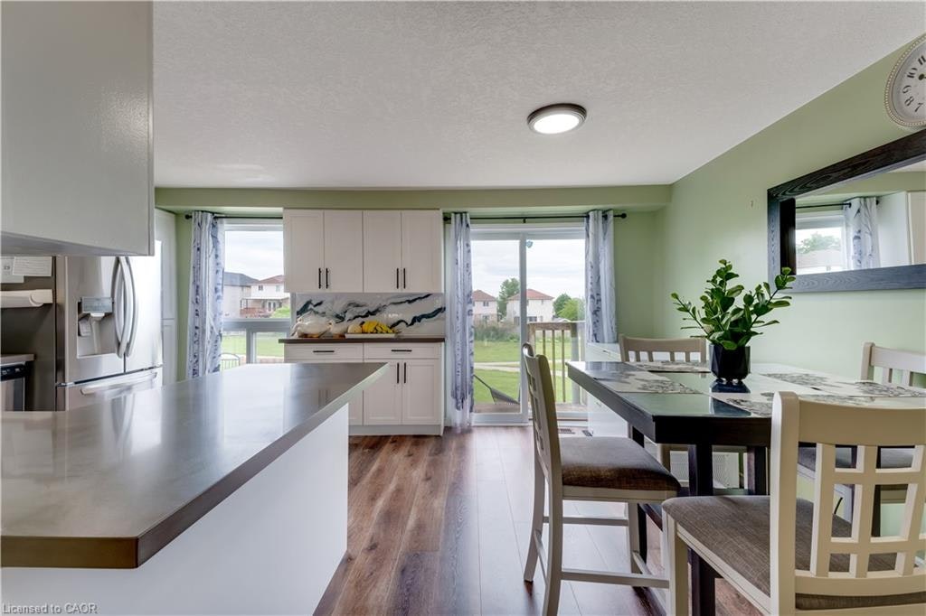 235 Red Clover Court, Kitchener, ON, N2E 4J5 - 6