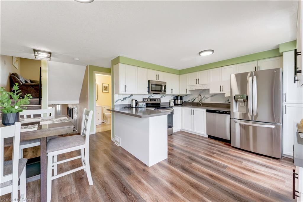 235 Red Clover Court, Kitchener, ON, N2E 4J5 - 7