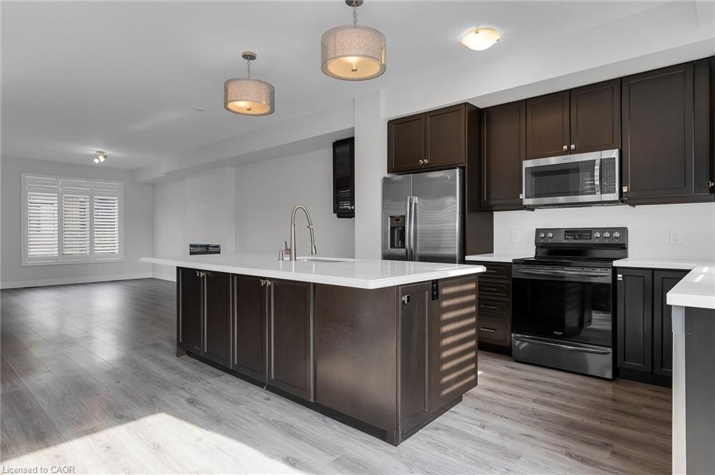 2 Waterview Lane, Grimsby, ON, L3M 0H2 - 2