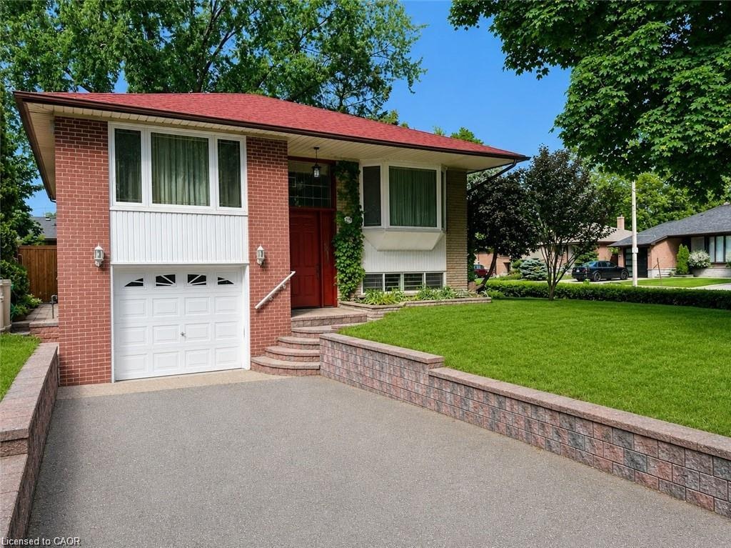 1571 Muir Road, Mississauga, ON, L5E 2J3