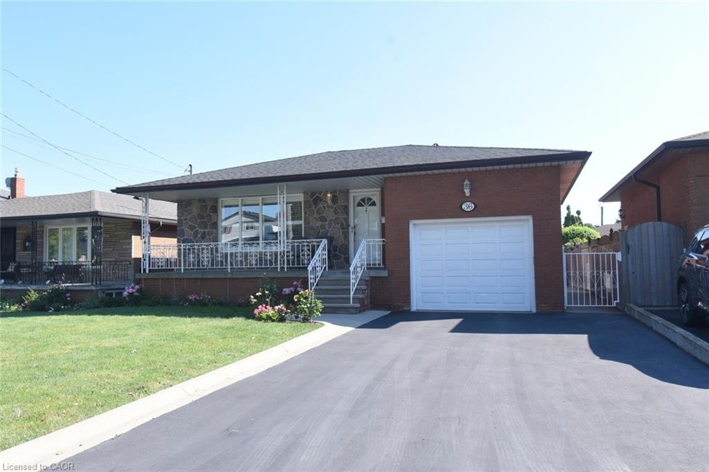 36 Abbington Drive, Hamilton, ON, L9C 4R3