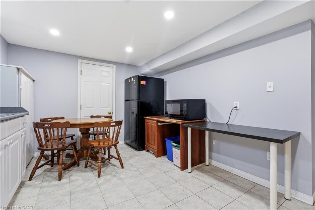 38 High Street, Waterloo, ON, N2L 3X8 - 8