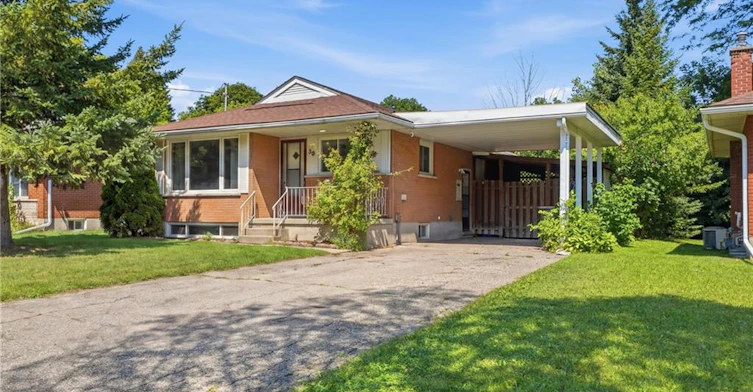 38 High Street, Waterloo, ON, N2L 3X8