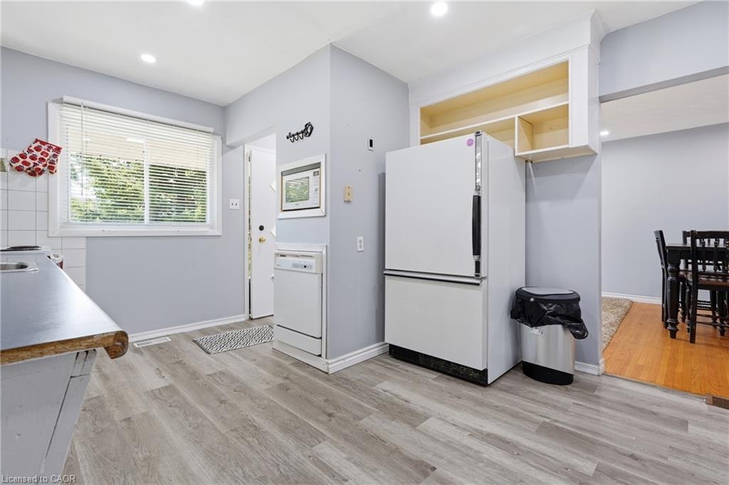 38 High Street, Waterloo, ON, N2L 3X8 - 18