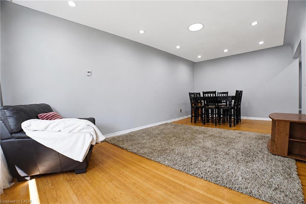 38 High Street, Waterloo, ON, N2L 3X8 - 4