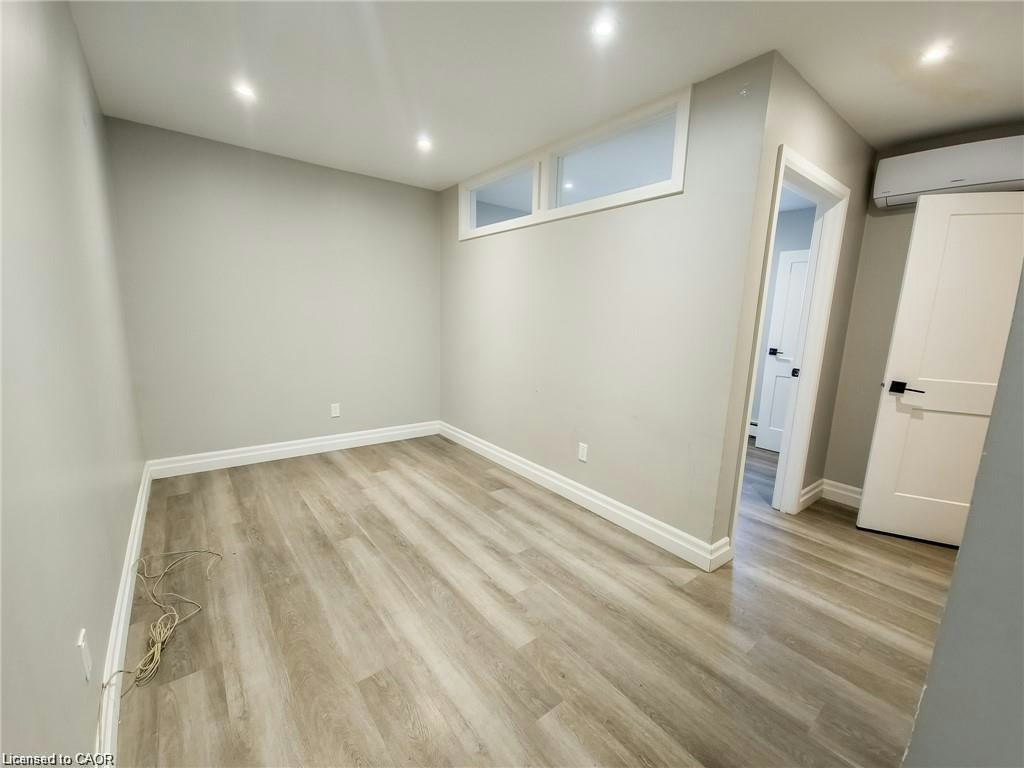 103-410 Hazel Street, Waterloo, ON, N2L 3P8 - 3