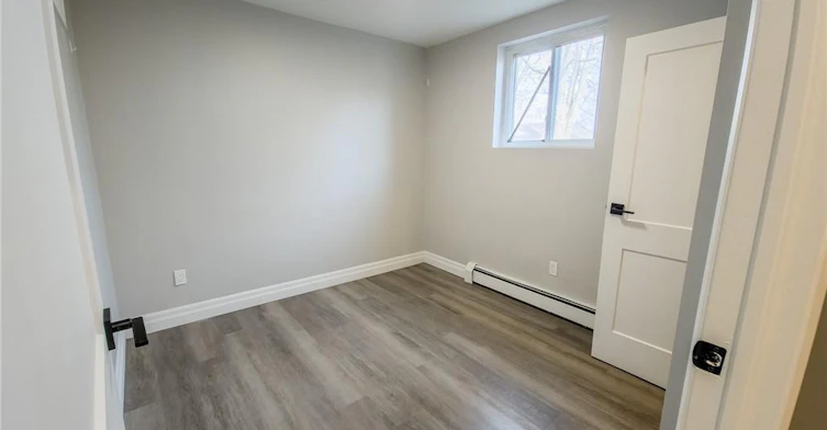 103-410 Hazel Street, Waterloo, ON, N2L 3P8 - 4
