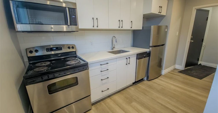 103-410 Hazel Street, Waterloo, ON, N2L 3P8