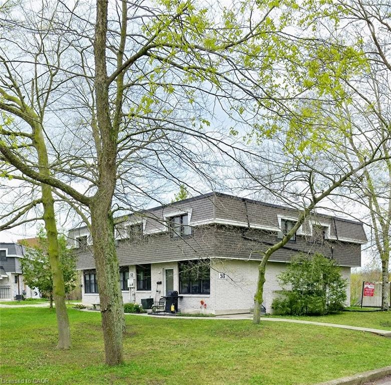 3-513 Quiet Place, Waterloo, ON, N2L 5L6