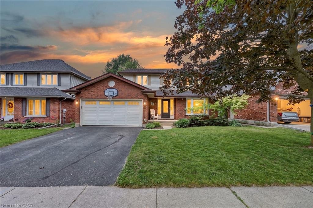 27 Sioux Crescent, Woodstock, ON, N4T 1G2