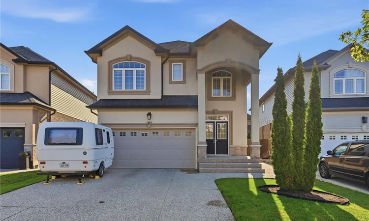 41 Aquasanta Crescent