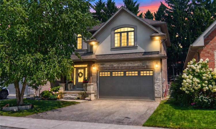 256 Moorland Crescent