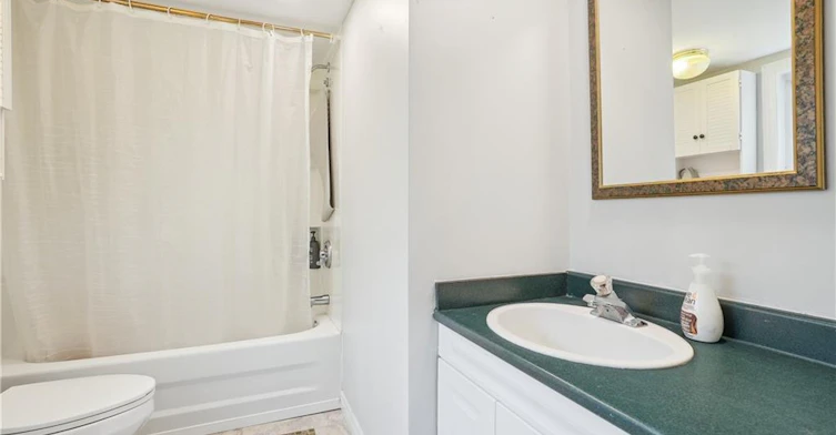 Lower-13 Beaucourt Place, Hamilton, ON, L8S 2P8 - 16