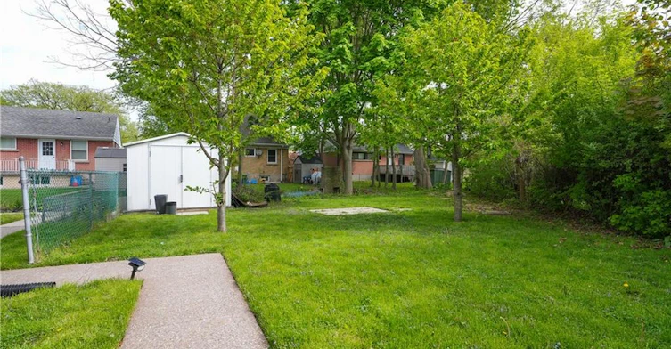Lower-13 Beaucourt Place, Hamilton, ON, L8S 2P8 - 19