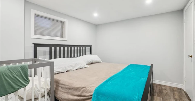 Lower-13 Beaucourt Place, Hamilton, ON, L8S 2P8 - 12