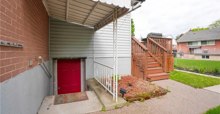 Lower-13 Beaucourt Place, Hamilton, ON, L8S 2P8 - 3