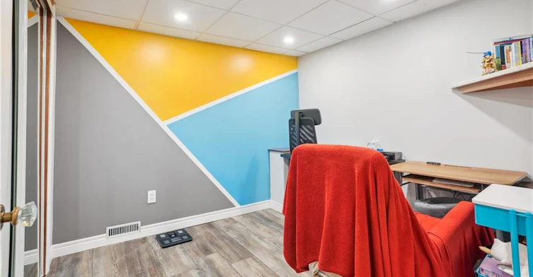 Lower-13 Beaucourt Place, Hamilton, ON, L8S 2P8 - 14