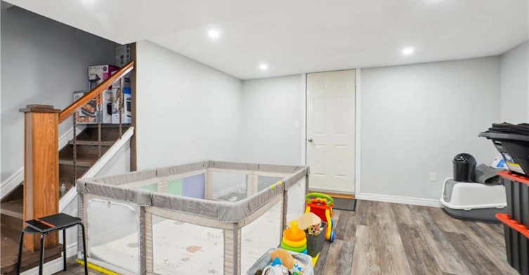 Lower-13 Beaucourt Place, Hamilton, ON, L8S 2P8 - 5