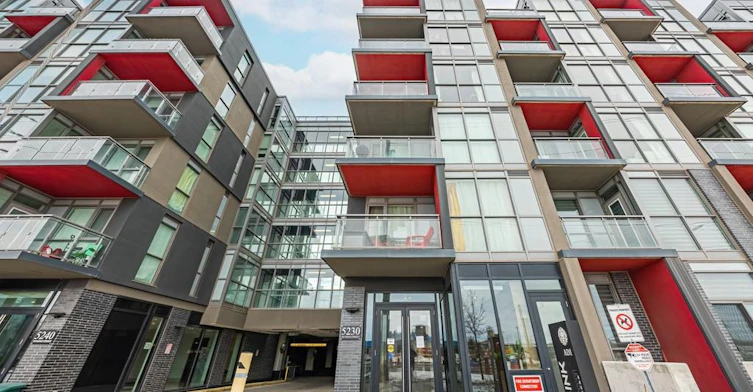 A501-5230 Dundas Street, Burlington, ON, L7L 0J5