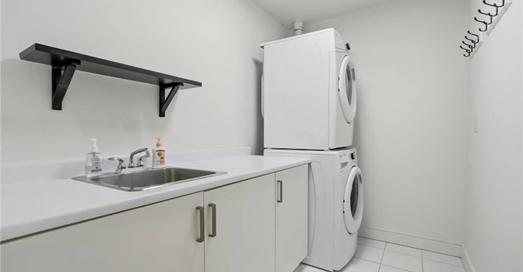366-1575 Lakeshore Road W, Mississauga, ON, L5J 0B1 - 9