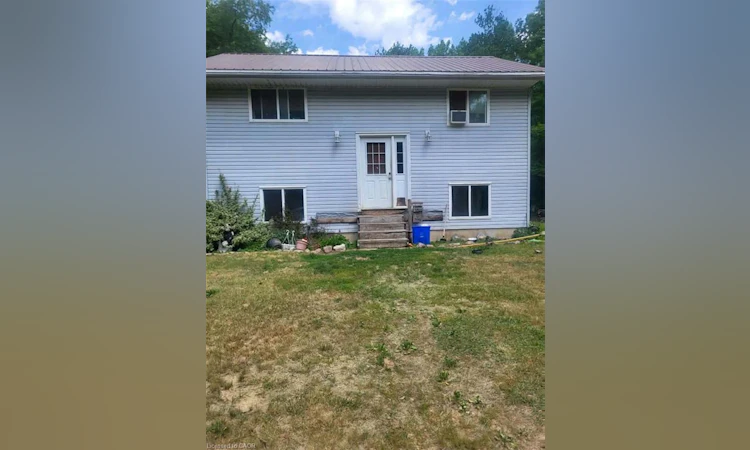330 13th Concession Road