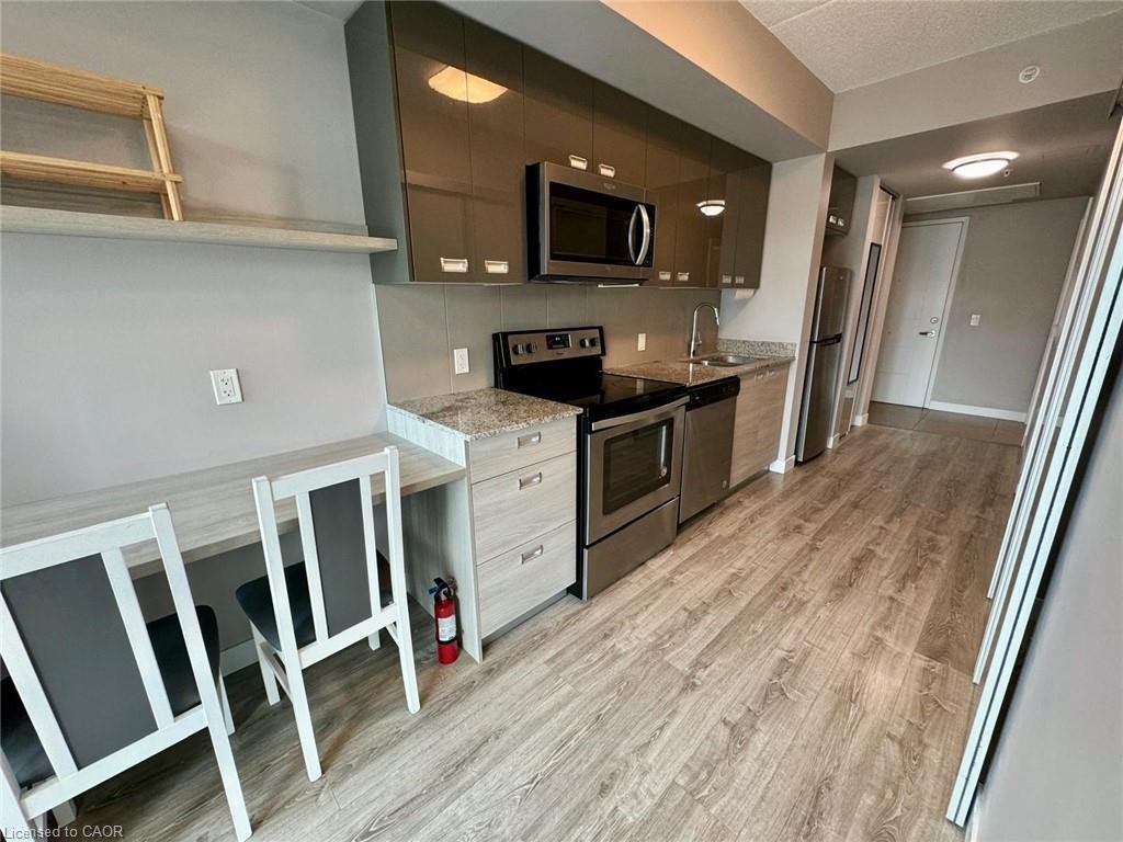 610-250 Albert Street, Waterloo, ON, N2L 0H5 - 4