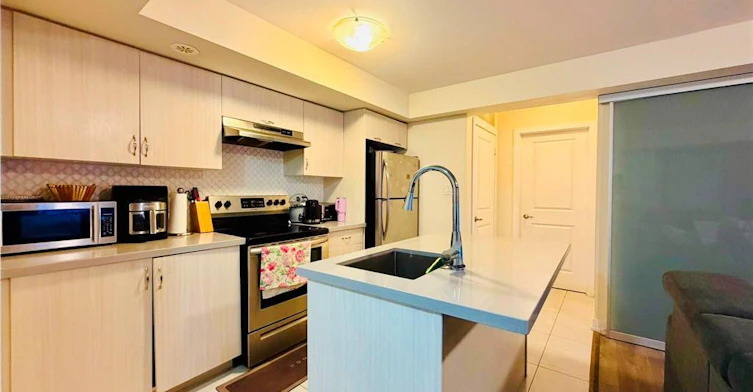 203-2355 Sheppard Avenue W, Toronto, ON, M9M 0E7 - 5