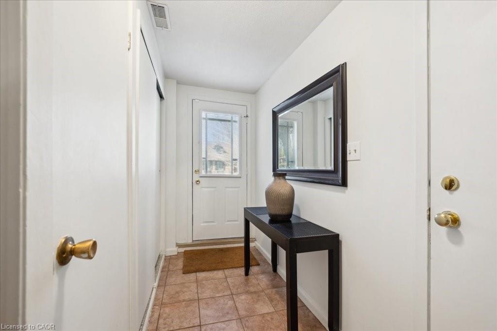 39 Gordon Street, Cambridge, ON, N1S 4K7 - 38