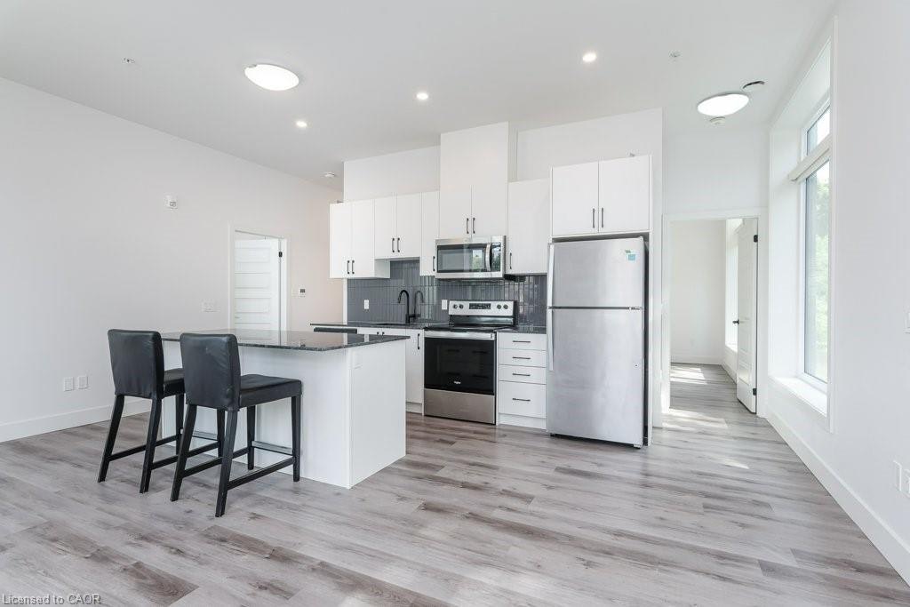 102-103 Roger Street, Waterloo, ON, N2J 0G2 - 10