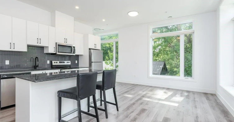 102-103 Roger Street, Waterloo, ON, N2J 0G2 - 8