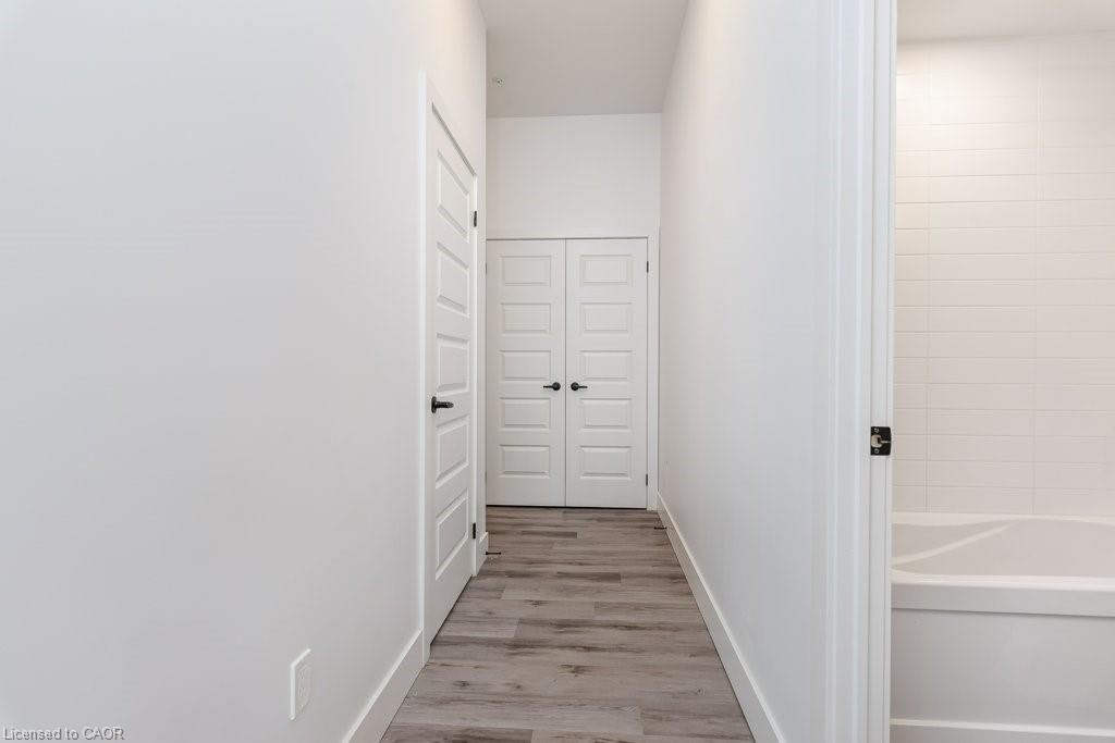 102-103 Roger Street, Waterloo, ON, N2J 0G2 - 27