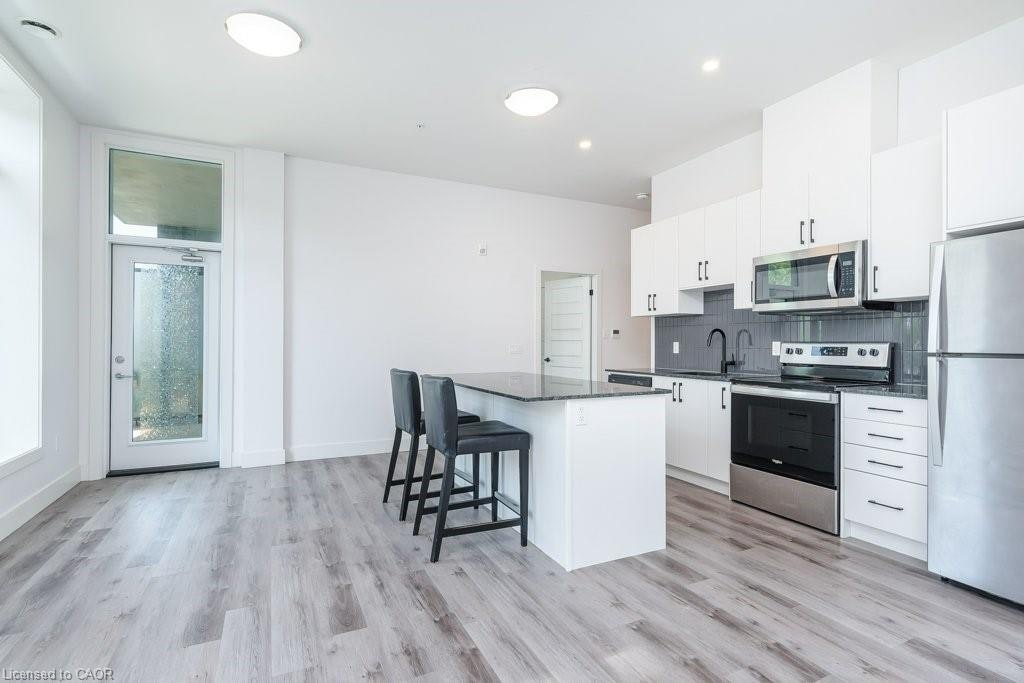 102-103 Roger Street, Waterloo, ON, N2J 0G2 - 11