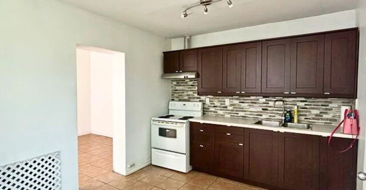 4-69 Sherman Avenue S, Hamilton, ON, L8M 2P8 - 3