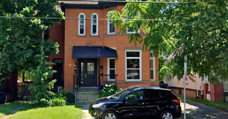 4-69 Sherman Avenue S, Hamilton, ON, L8M 2P8