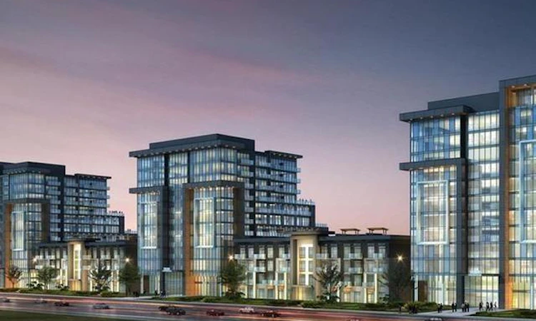 103-470 Dundas Street E