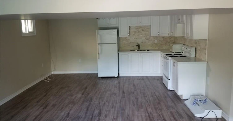 569 Brentwood Avenue, Oshawa, ON, L1G 2S9 - 8