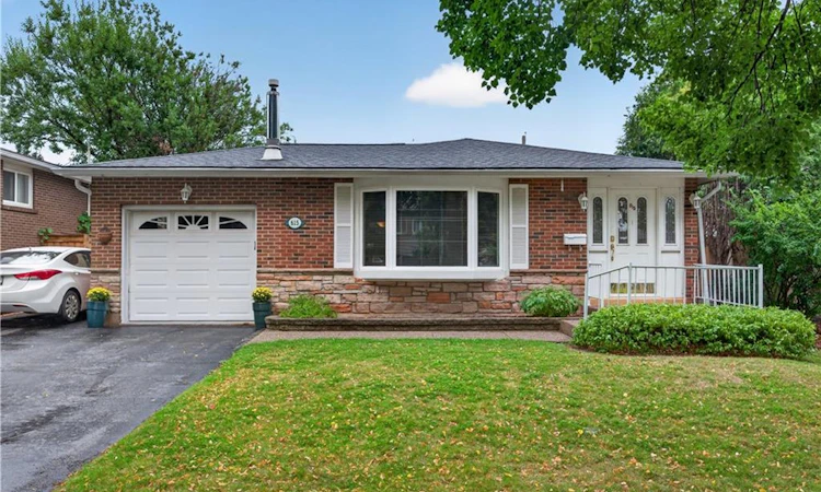 615 Meadow Lane
