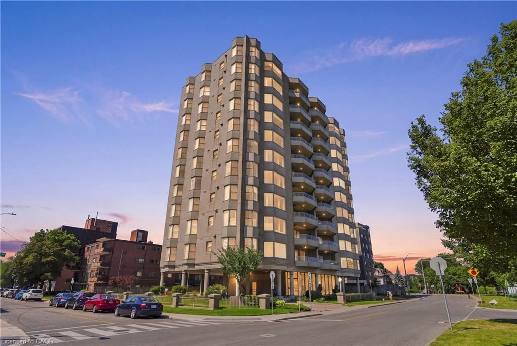 2W-174 Mountain Park Avenue, Hamilton, ON, L8V 1A1