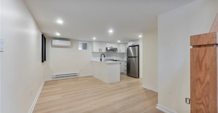 LOWER-313 Duke Street E, Kitchener, ON, N2H 1B6 - 5