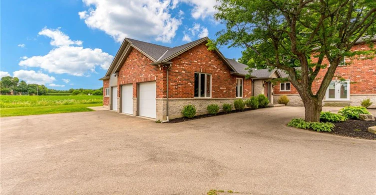 931 Southcote Road, Hamilton, ON, L9G 3L1 - 5