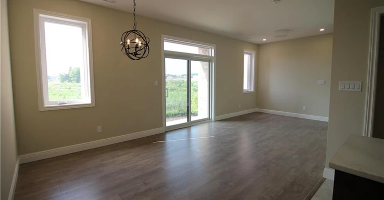 6-1395 Bleams Road, Kitchener, ON, N2E 3X7 - 3