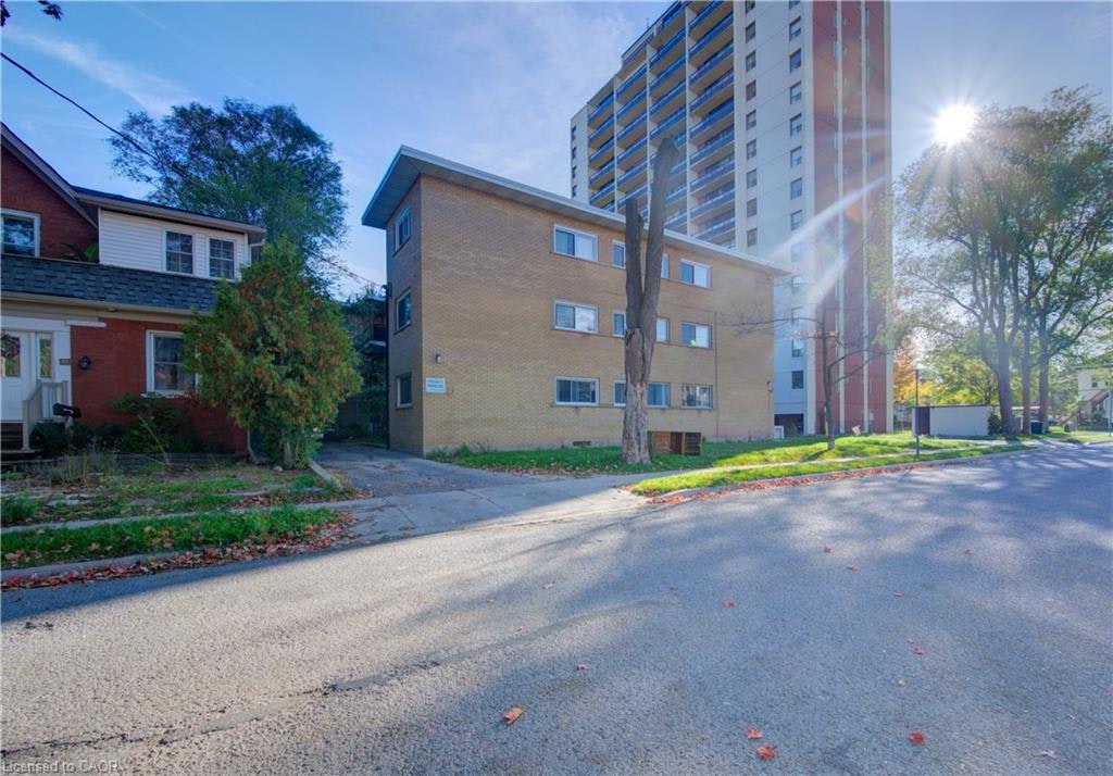 50 Gordon Avenue, Kitchener, ON, N2H 1N8