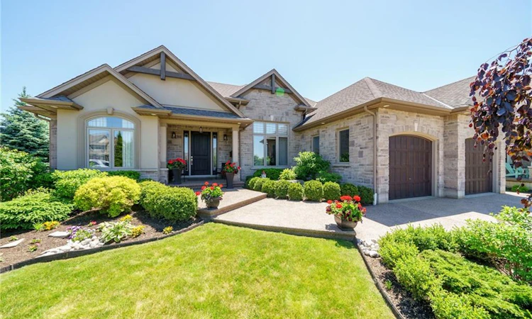 12 Ellington Place