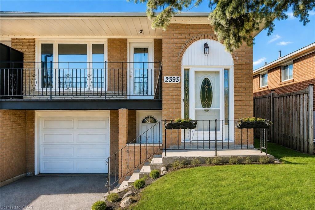 Upper-2393 Whaley Drive, Mississauga, ON, L5B 2B3