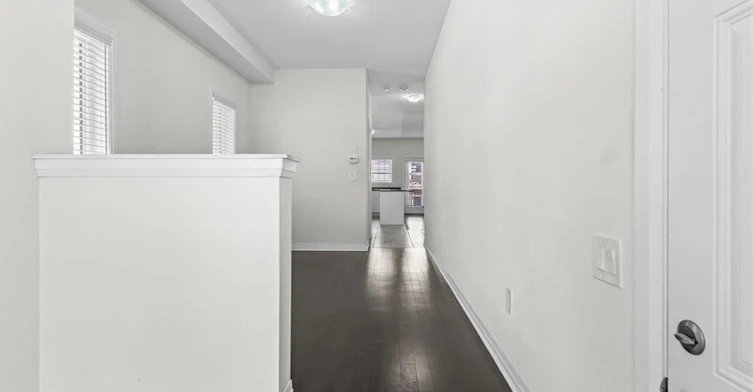 4042 Maitland Street, Lincoln, ON, L3J 0R6 - 4